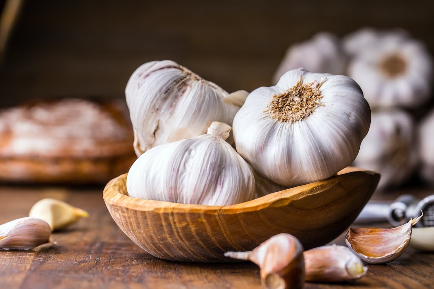 Treating Athlete’s Foot with Garlic? Prepare to Be Burned, Literally! 